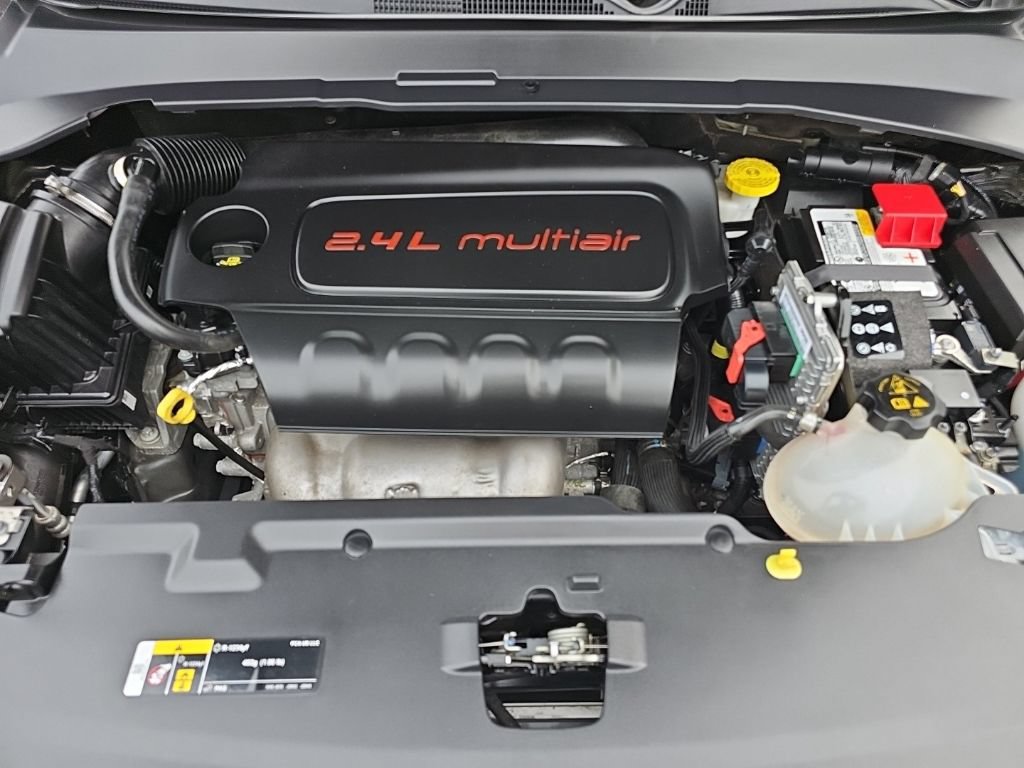 Certified 2022 Jeep Compass Limited AWD/4WD image 37