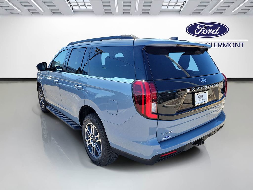 New 2026 Ford Expedition Active image 3