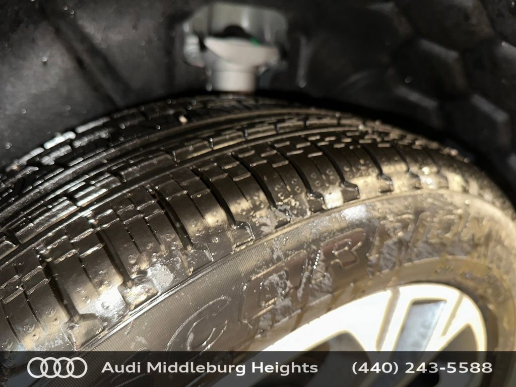 Used 2026 Audi Q7 3.0T Premium w/ Convenience Plus Package image 30