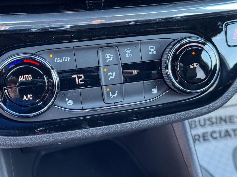 Used 2025 Buick Envista Sport Touring w/ Convenience I Package image 22