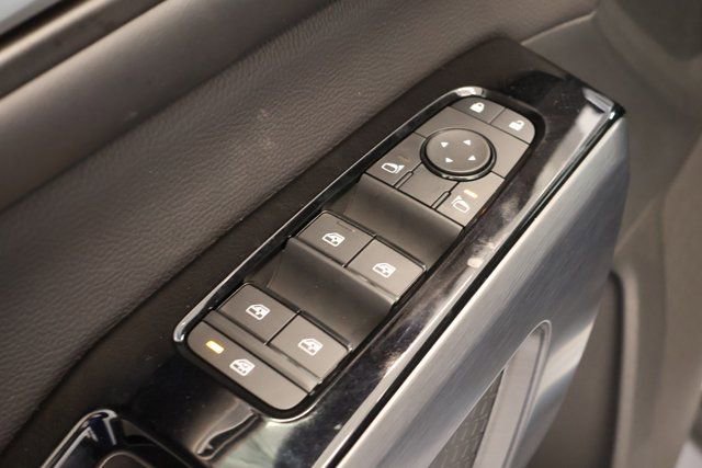 New 2025 Nissan Pathfinder SL image 10