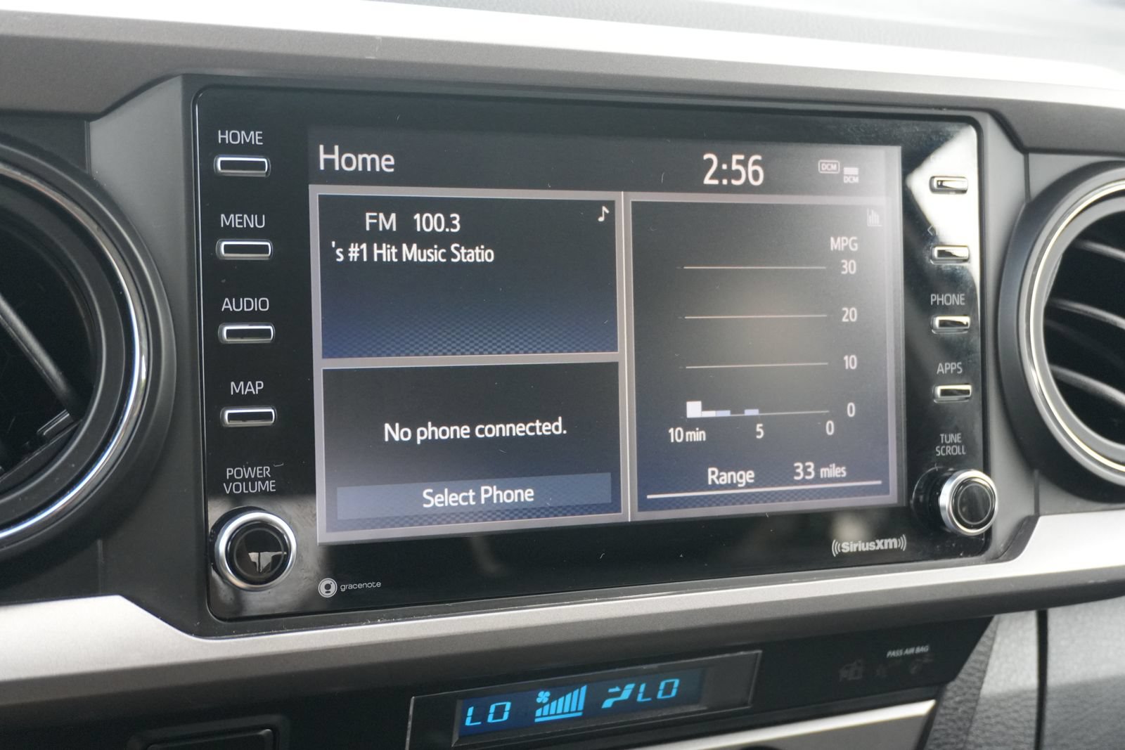 Used 2021 Toyota Tacoma SR5 AWD/4WD image 30