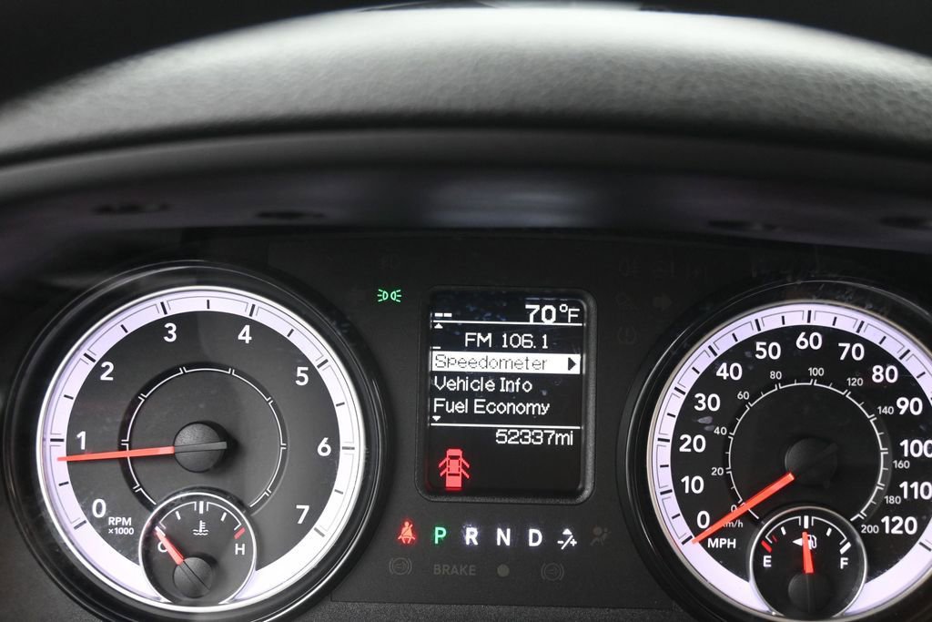 Used 2022 RAM 1500 Tradesman w/ Chrome Appearance Group AWD/4WD image 18