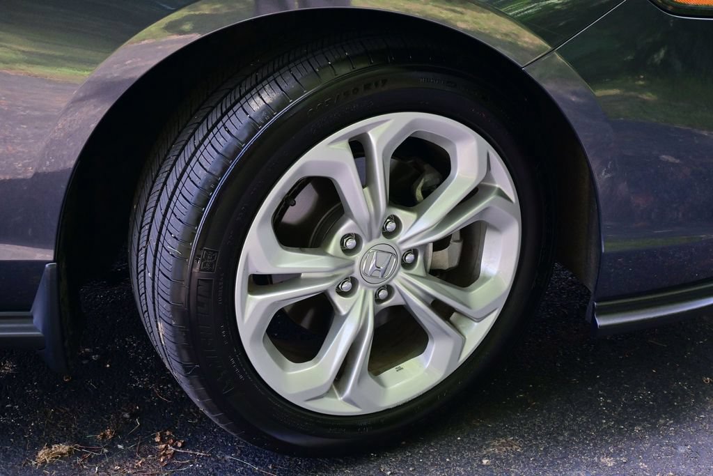 Certified 2025 Honda Accord LX image 43