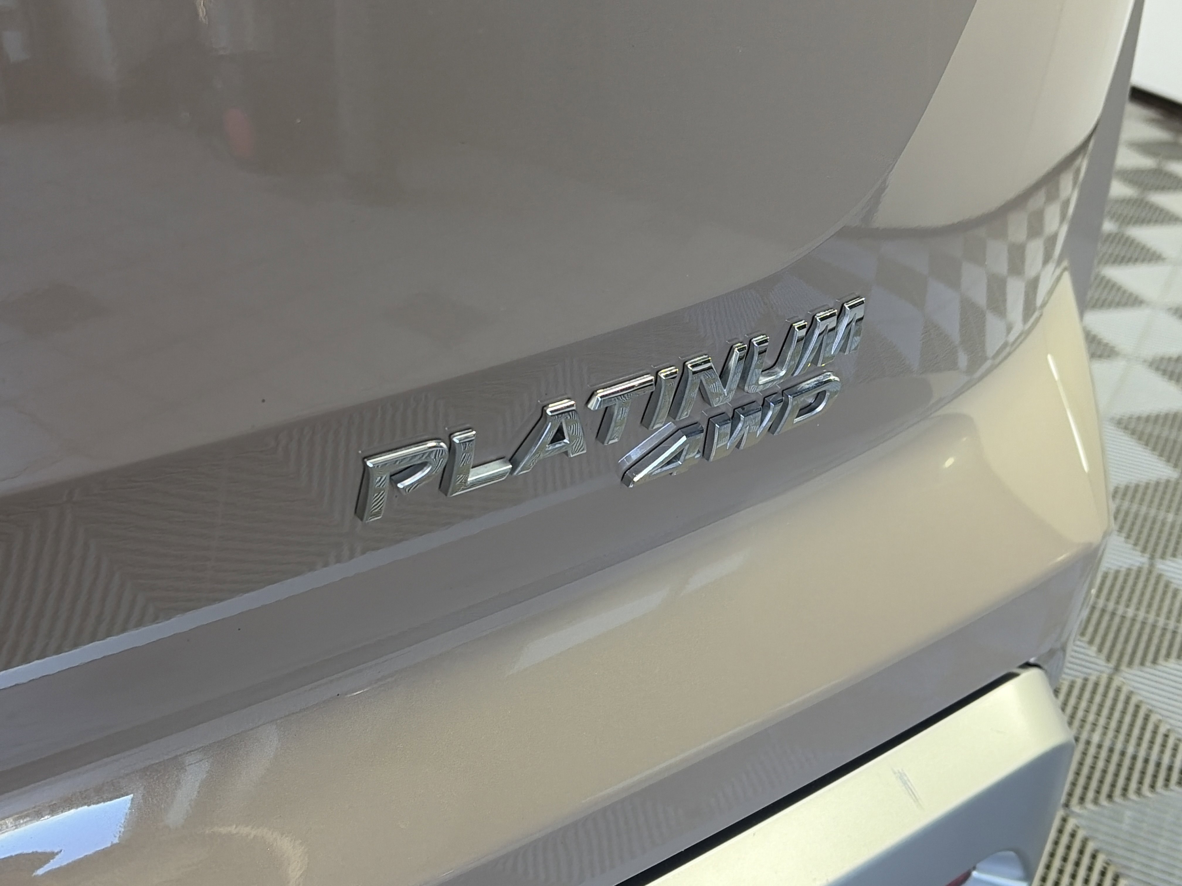 Certified 2025 Nissan Pathfinder Platinum w/ Cargo Package image 18