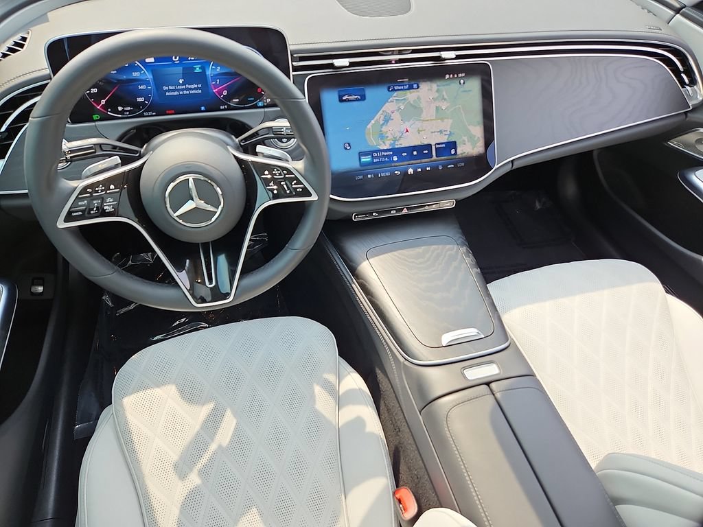 Used 2024 Mercedes-Benz E 450 4MATIC Sedan image 11