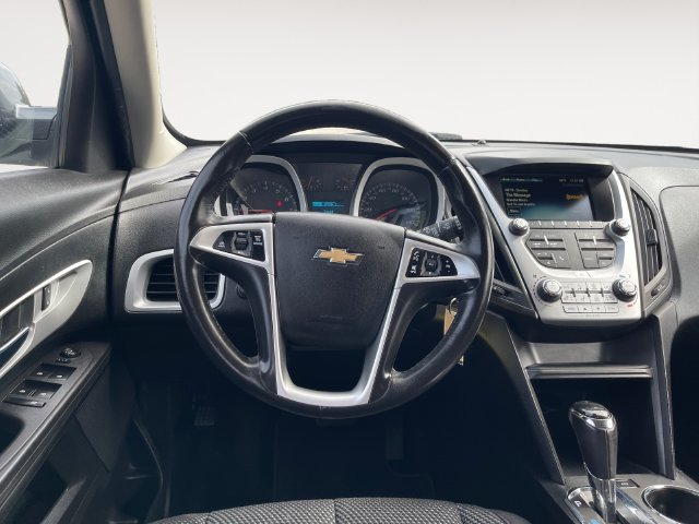 Used 2017 Chevrolet Equinox LT w/ Convenience Package FWD image 12