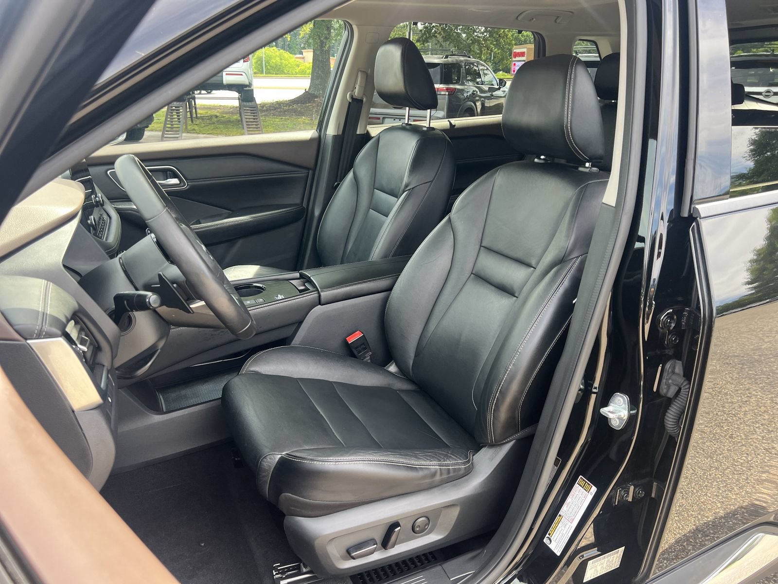 Certified 2021 Nissan Rogue SL w/ Premium Package FWD image 16