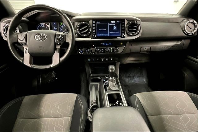Used 2023 Toyota Tacoma TRD Off-Road w/ Technology Package AWD/4WD image 18