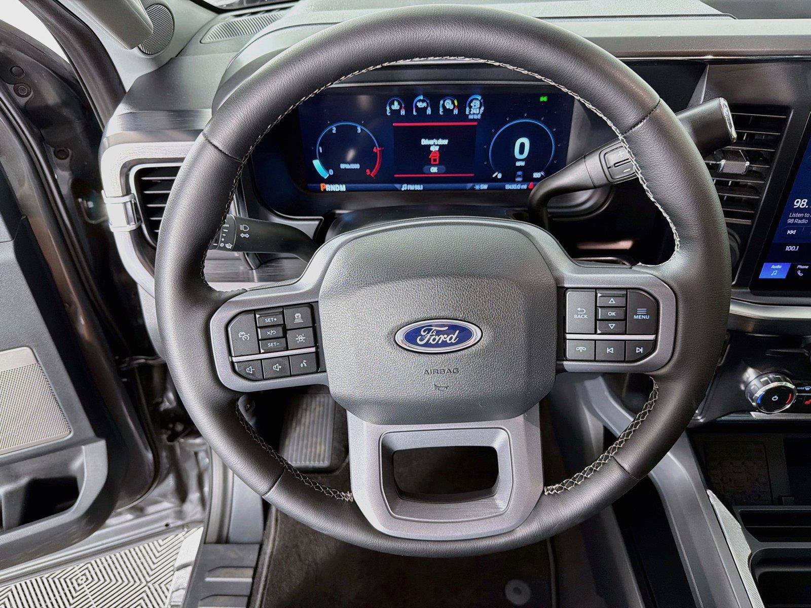 Used 2025 Ford F250 Lariat w/ Lariat Ultimate Package AWD/4WD image 3