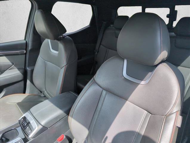 Used 2022 Hyundai Santa Cruz Limited image 9