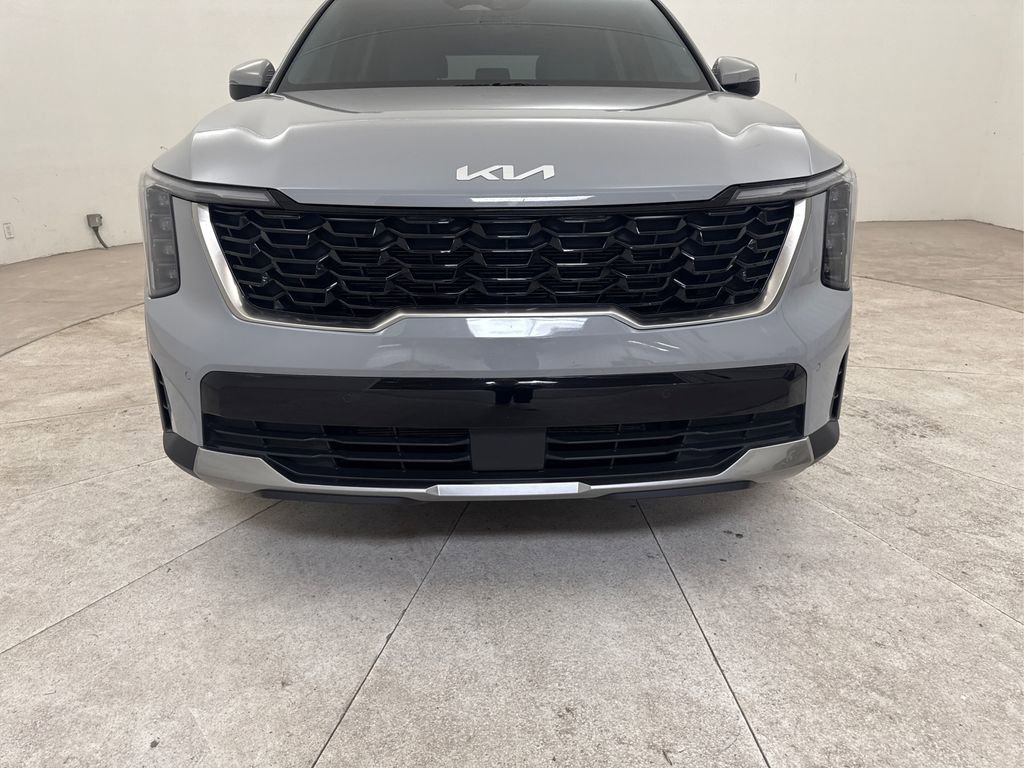Used 2024 Kia Sorento S w/ Panoramic Sunroof Package FWD image 12
