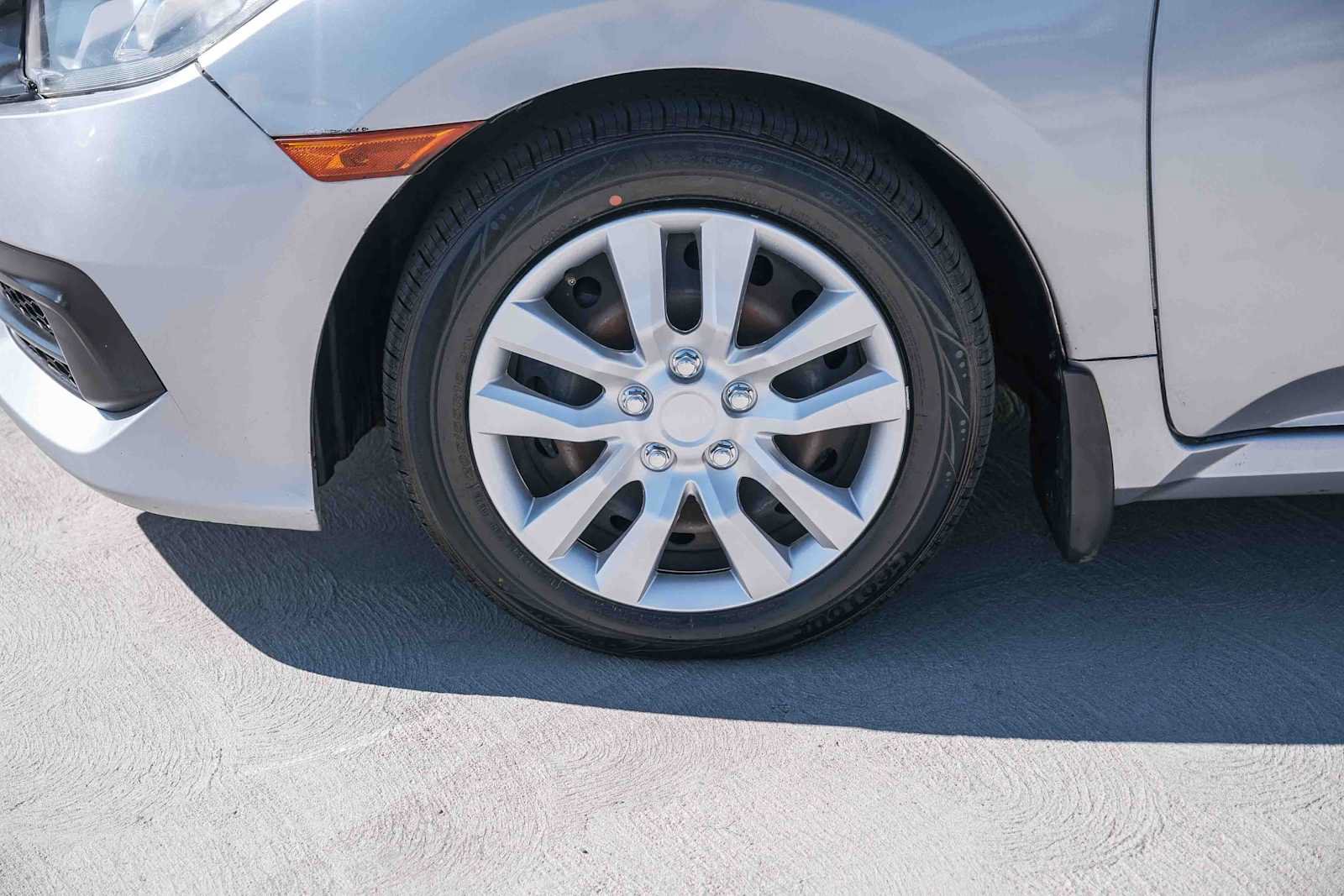 Used 2018 Honda Civic LX image 10