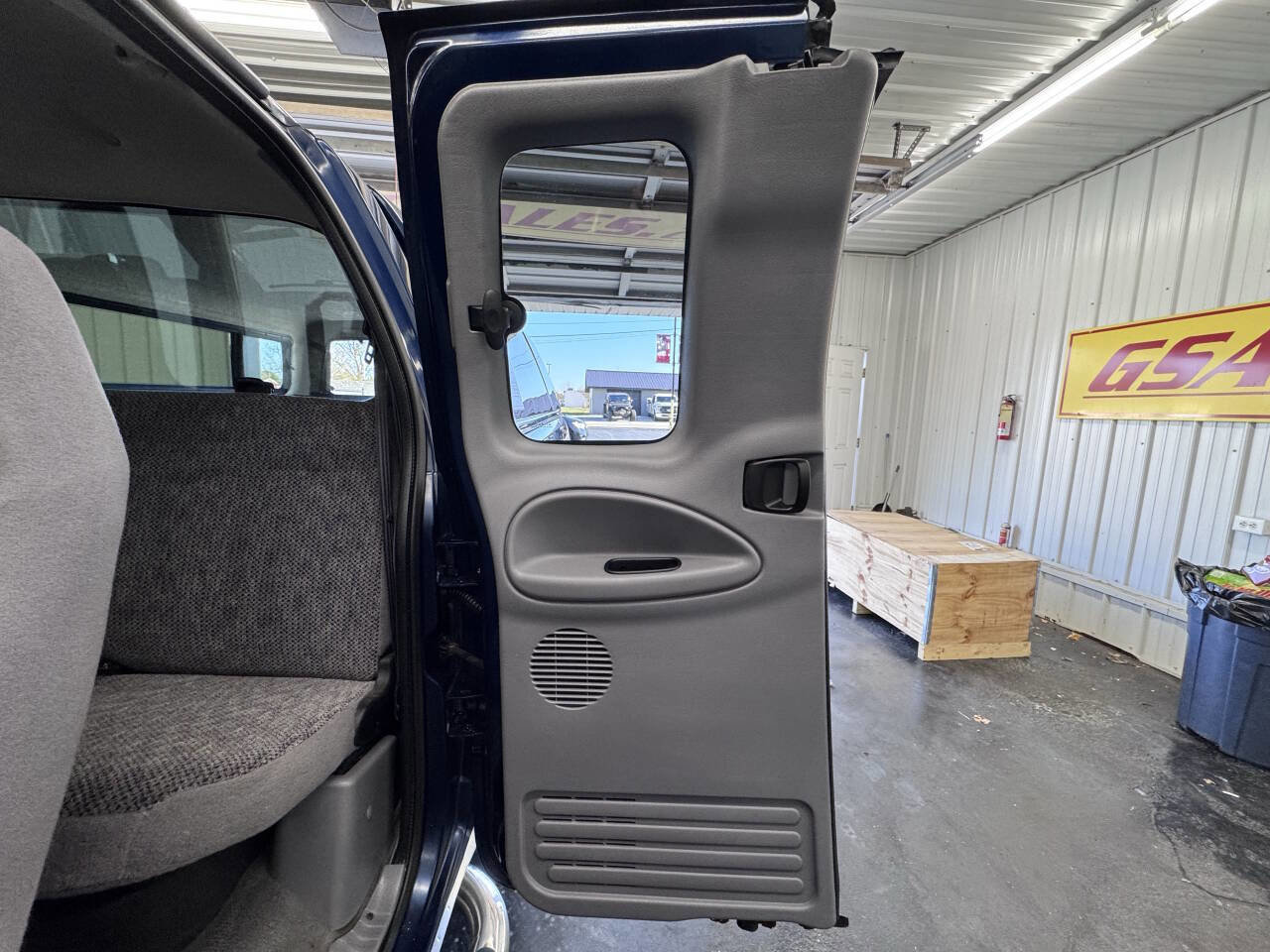 Used 2001 Dodge Ram 2500 Truck 2WD Quad Cab image 42