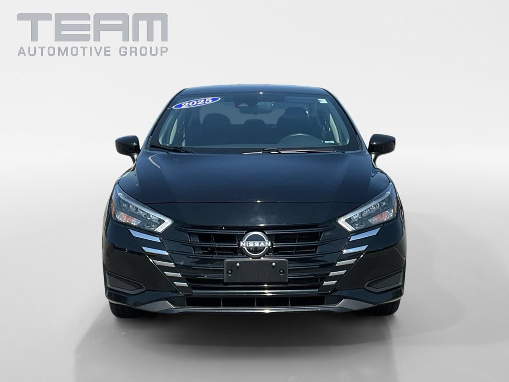 Used 2025 Nissan Versa SV FWD image 2