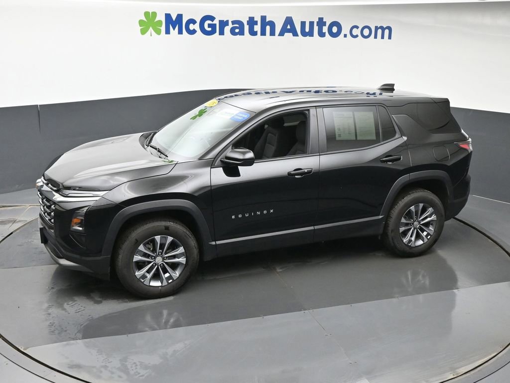 Used 2025 Chevrolet Equinox LT AWD/4WD image 18