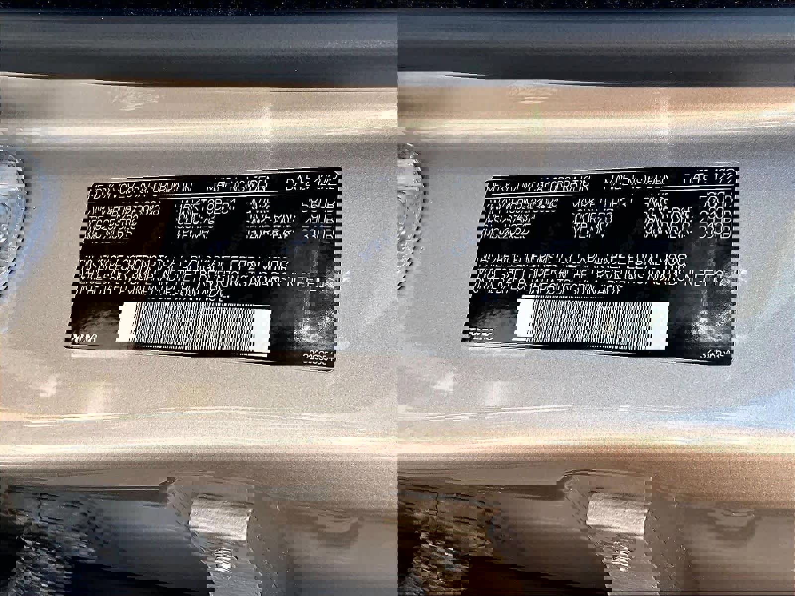 Used 2023 Volvo XC60 T8 Ultimate image 34