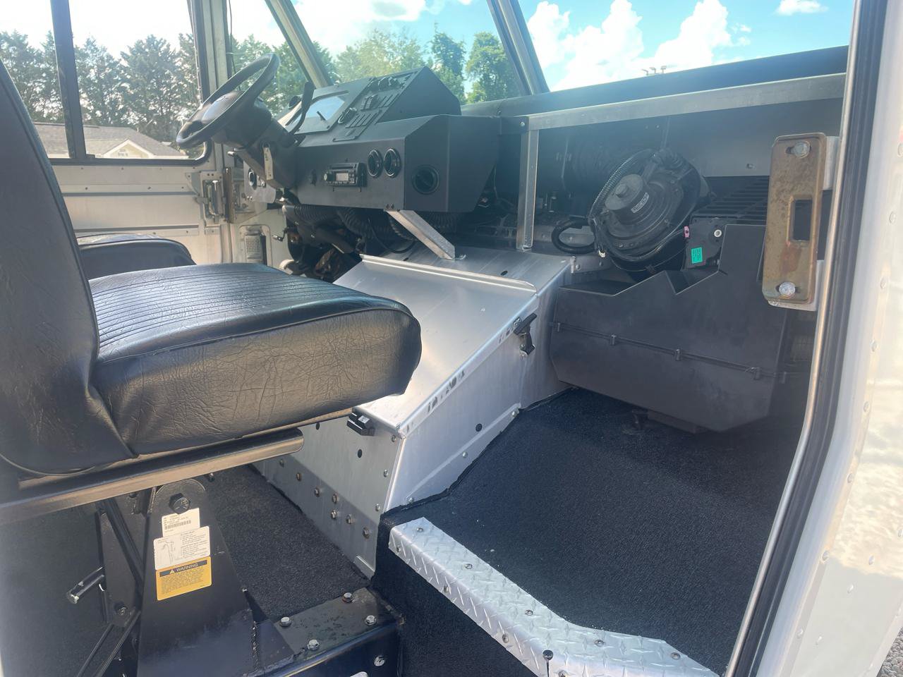 Used 2016 Ford E-350 and Econoline 350 Super Duty w/ A/C Prep Package RWD image 23