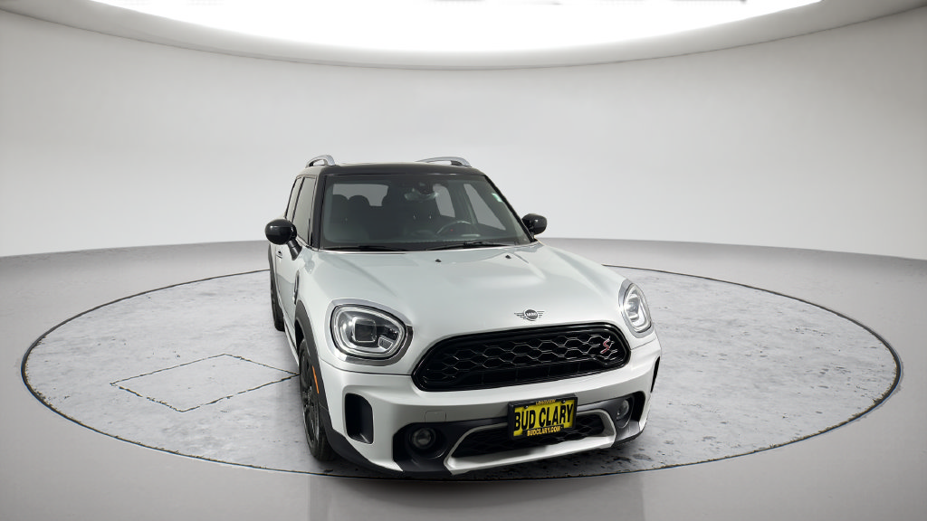 Used 2021 MINI Cooper Countryman S FWD image 1