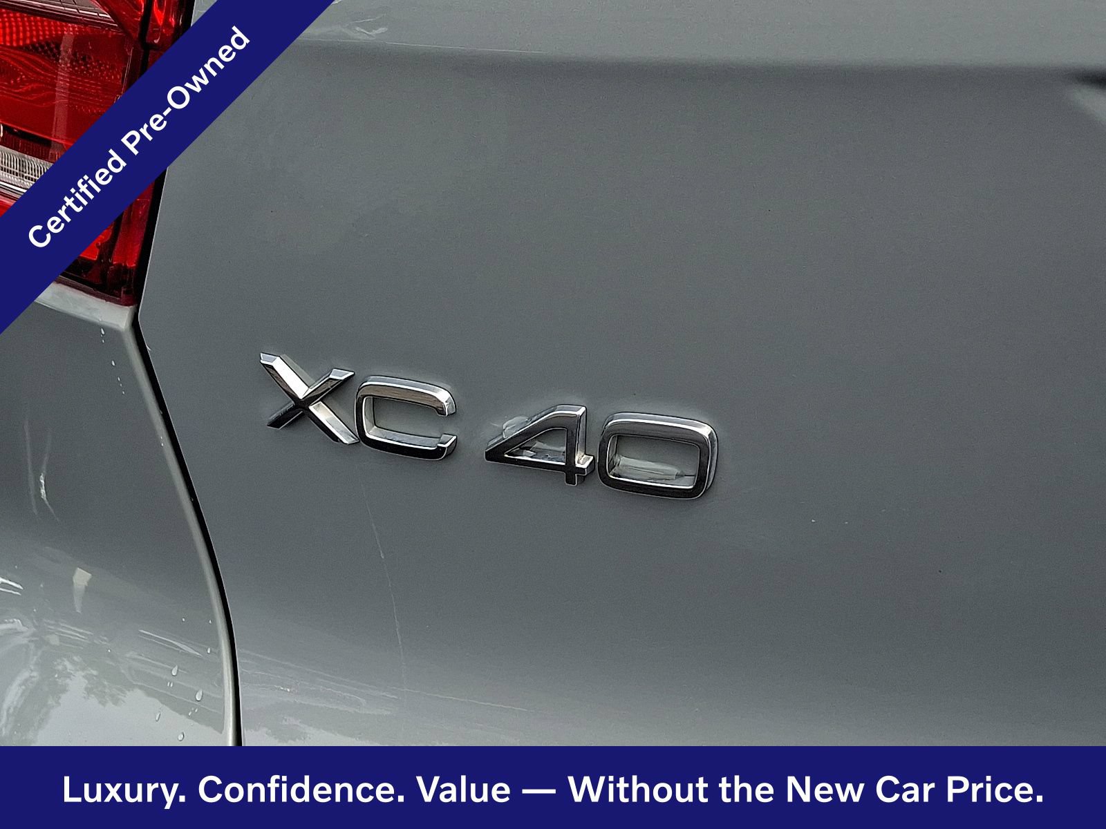 Certified 2024 Volvo XC40 B5 Plus w/ Protection Package Premier AWD/4WD image 31