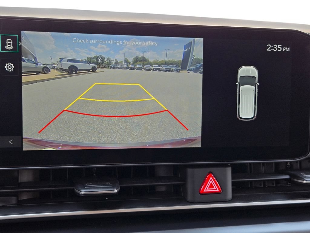 Certified 2025 Kia Carnival FWD image 31