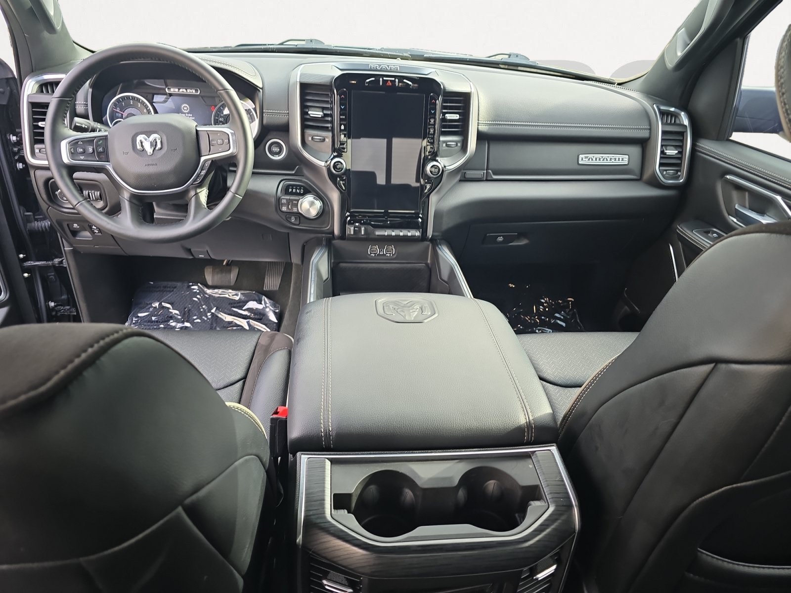 Certified 2024 RAM 1500 Laramie AWD/4WD image 3