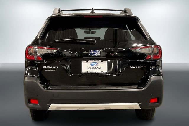 Used 2025 Subaru Outback Limited image 4