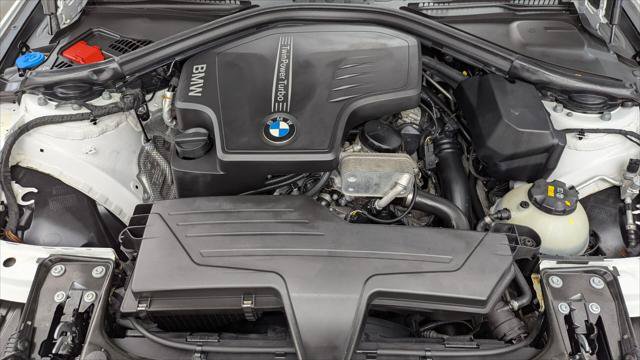 Used 2018 BMW 320i Sedan RWD image 28