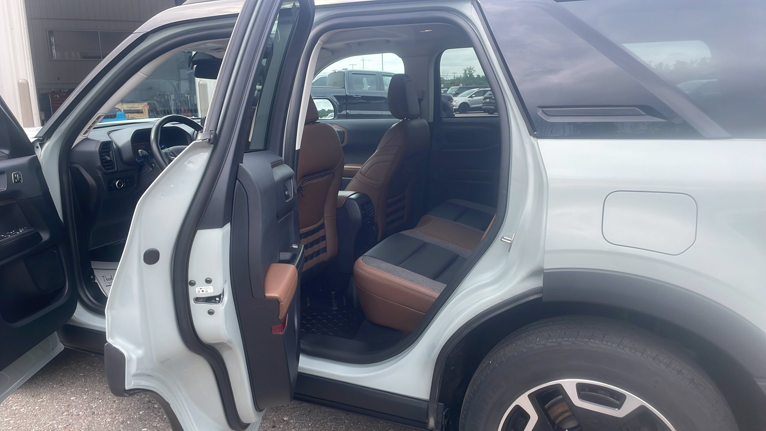Certified 2023 Ford Bronco Sport Outer Banks w/ Tech Package AWD/4WD image 13