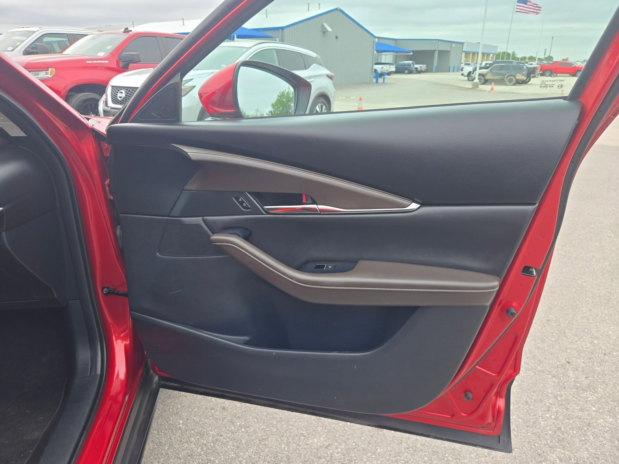 Used 2022 MAZDA CX-30 AWD 2.5 S w/ Premium Package image 27