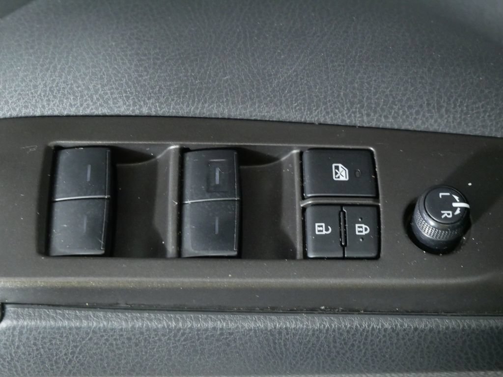 Used 2023 Toyota Camry SE FWD image 20