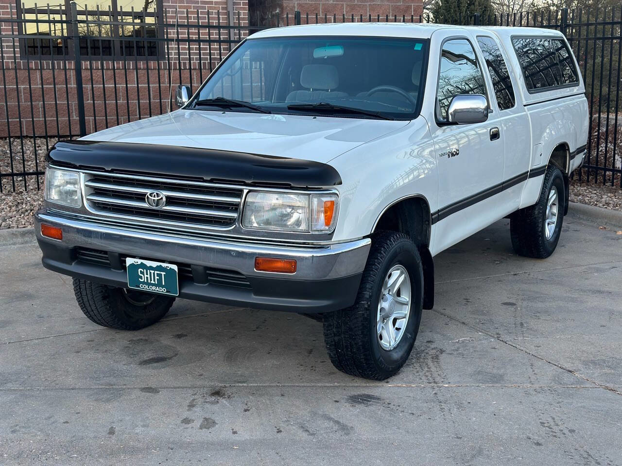 Used 1998 Toyota T100 SR5 image 5