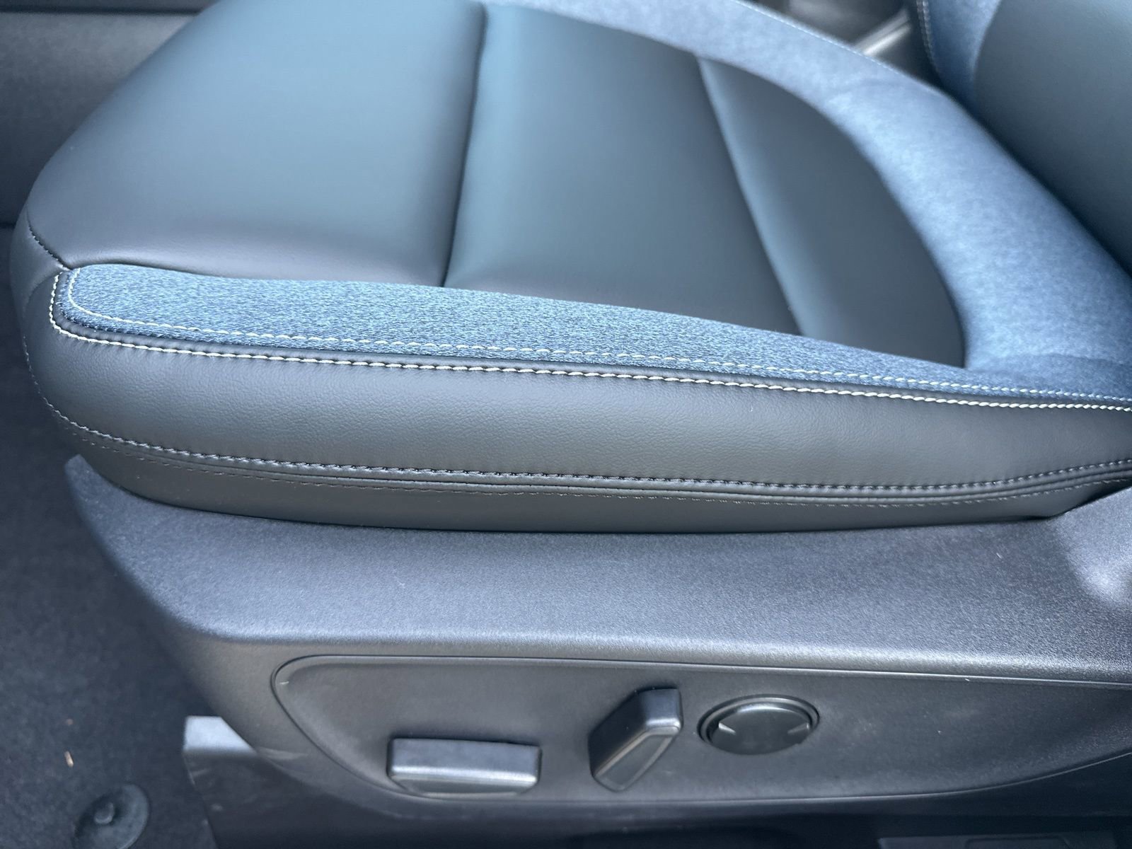 New 2025 Ford Bronco Sport Outer Banks image 11