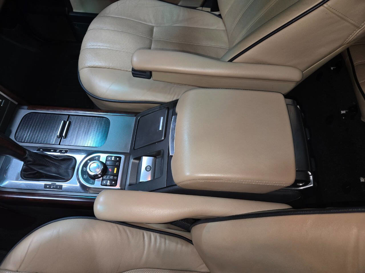 Used 2012 Land Rover Range Rover HSE LUX image 72