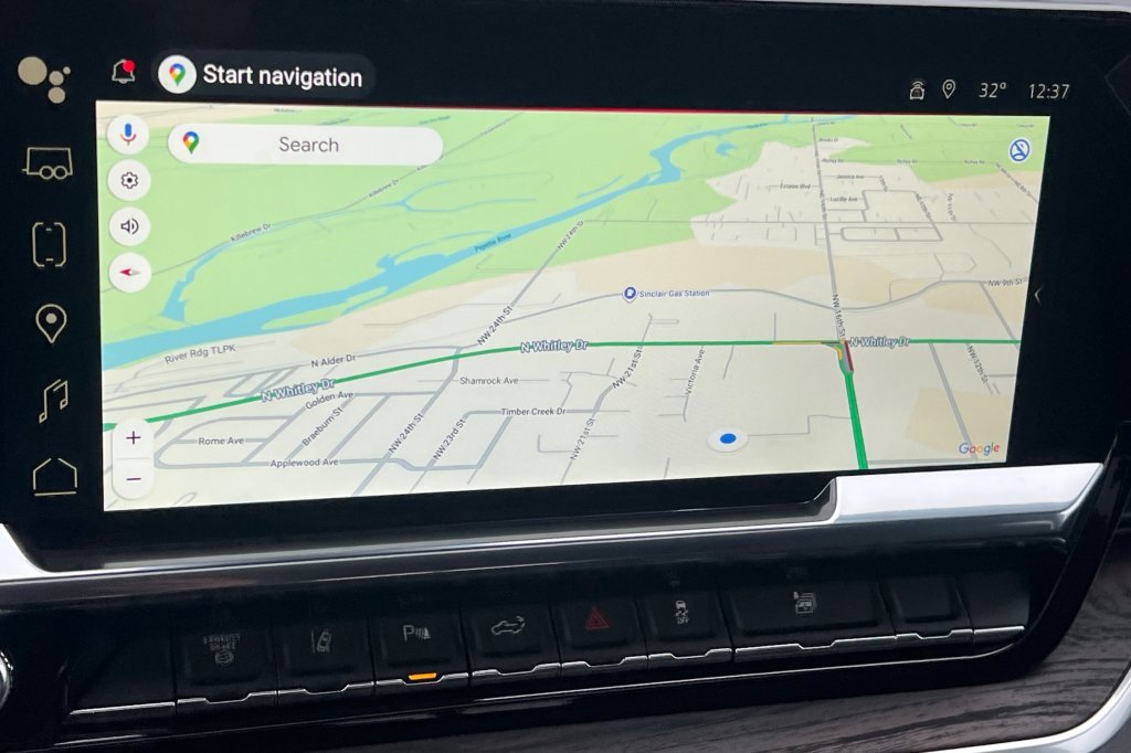 New 2026 GMC Sierra 3500 SLT w/ SLT Convenience Package image 15