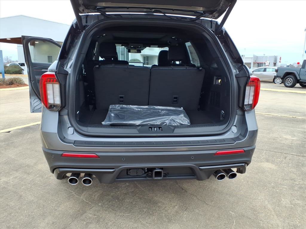 New 2026 Ford Explorer ST w/ Sun And Sound Package image 19