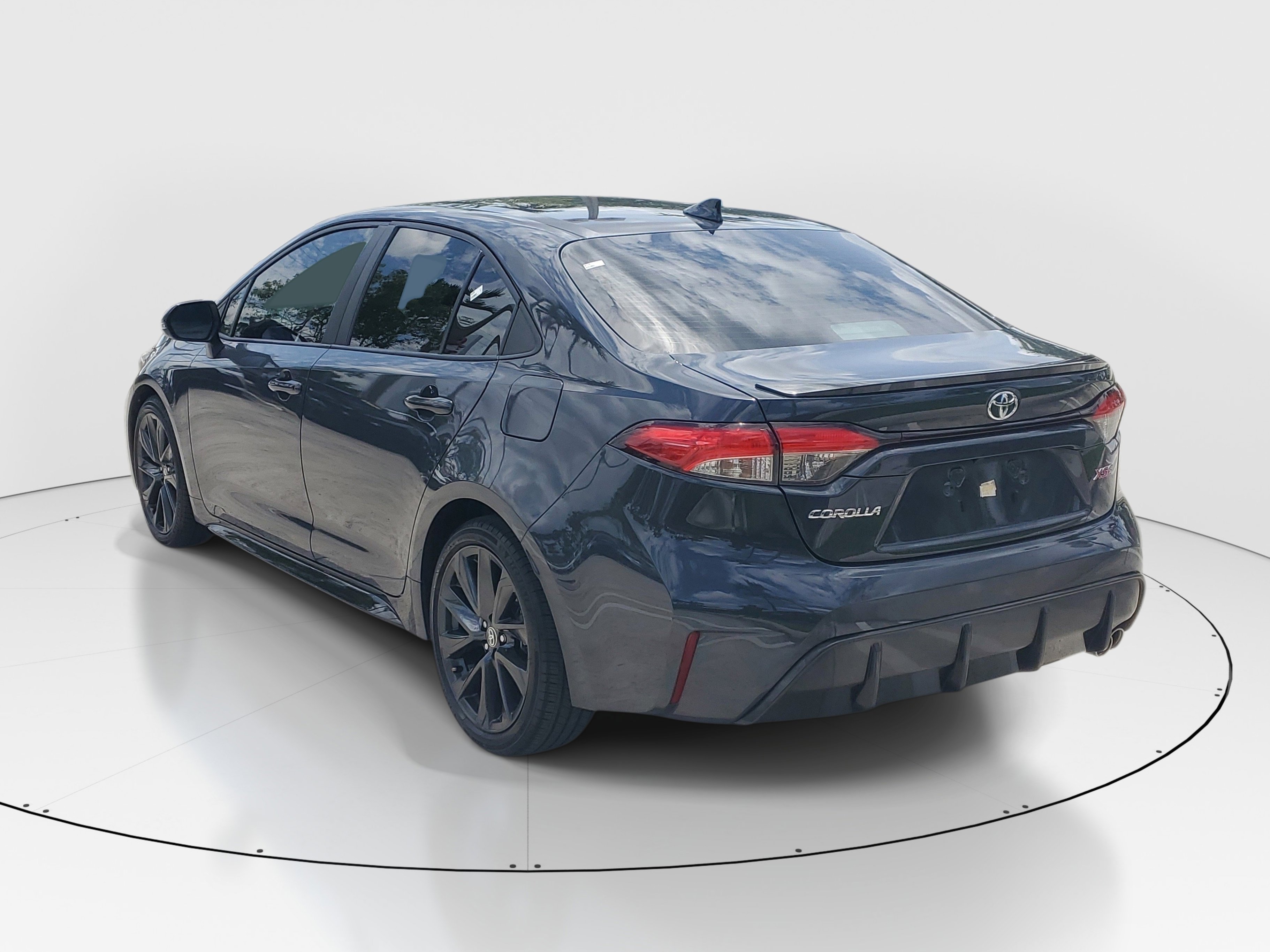 Certified 2023 Toyota Corolla XSE FWD image 5