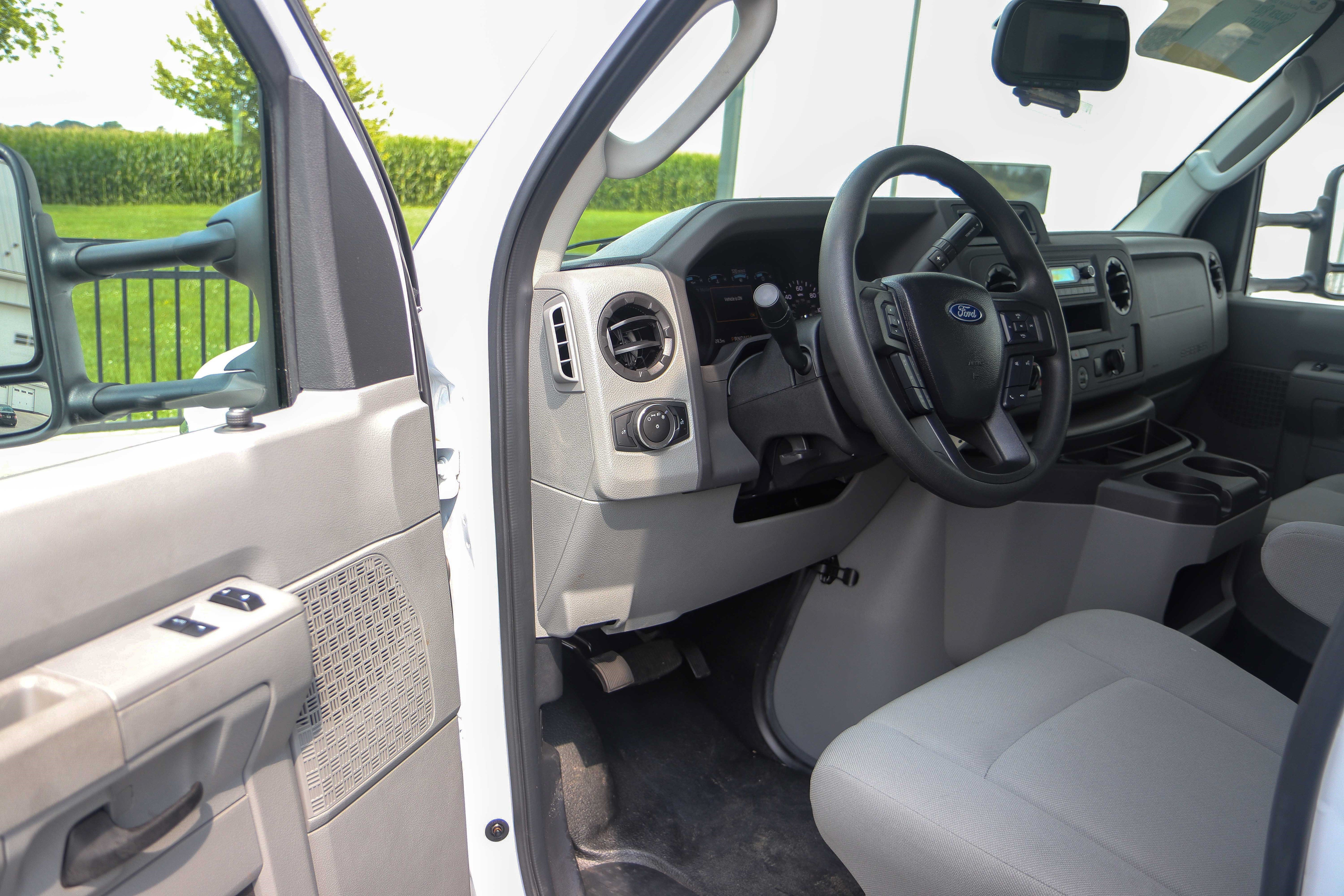 Used 2024 Ford E-450 and Econoline 450 Super Duty w/ Driver's Safety Package RWD image 14