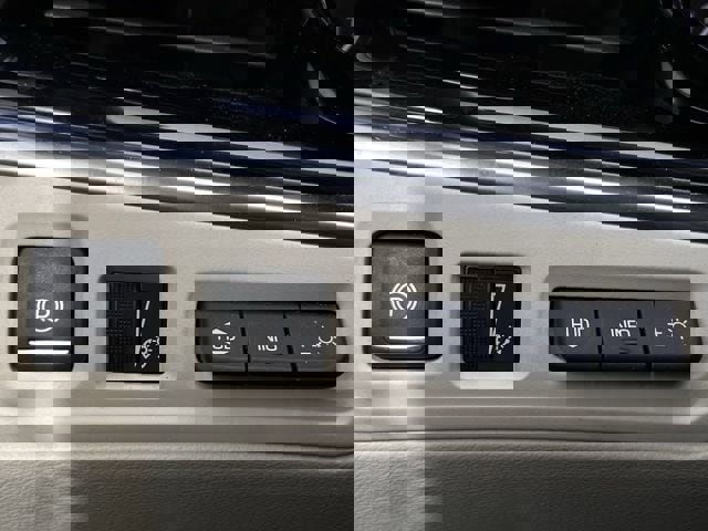 Used 2022 Cadillac XT6 Premium Luxury w/ Technology Package image 24