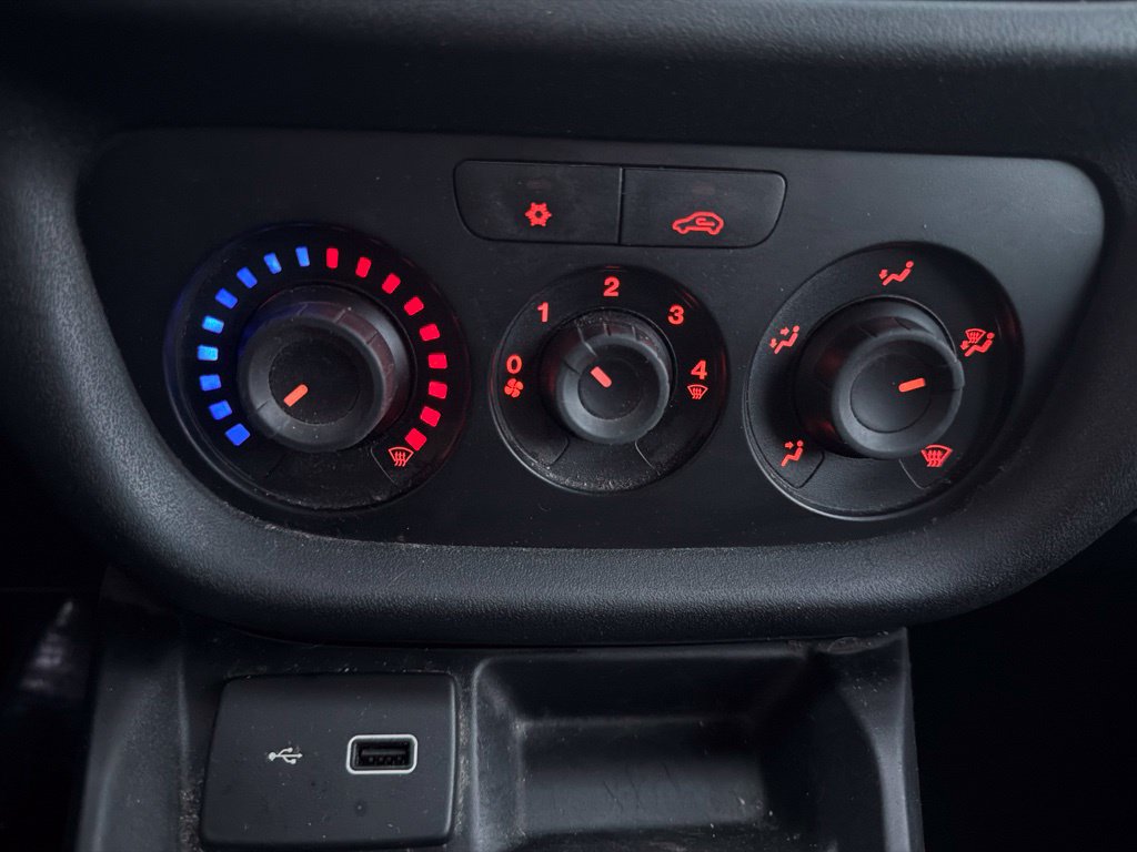 Used 2022 RAM ProMaster City Tradesman FWD image 22