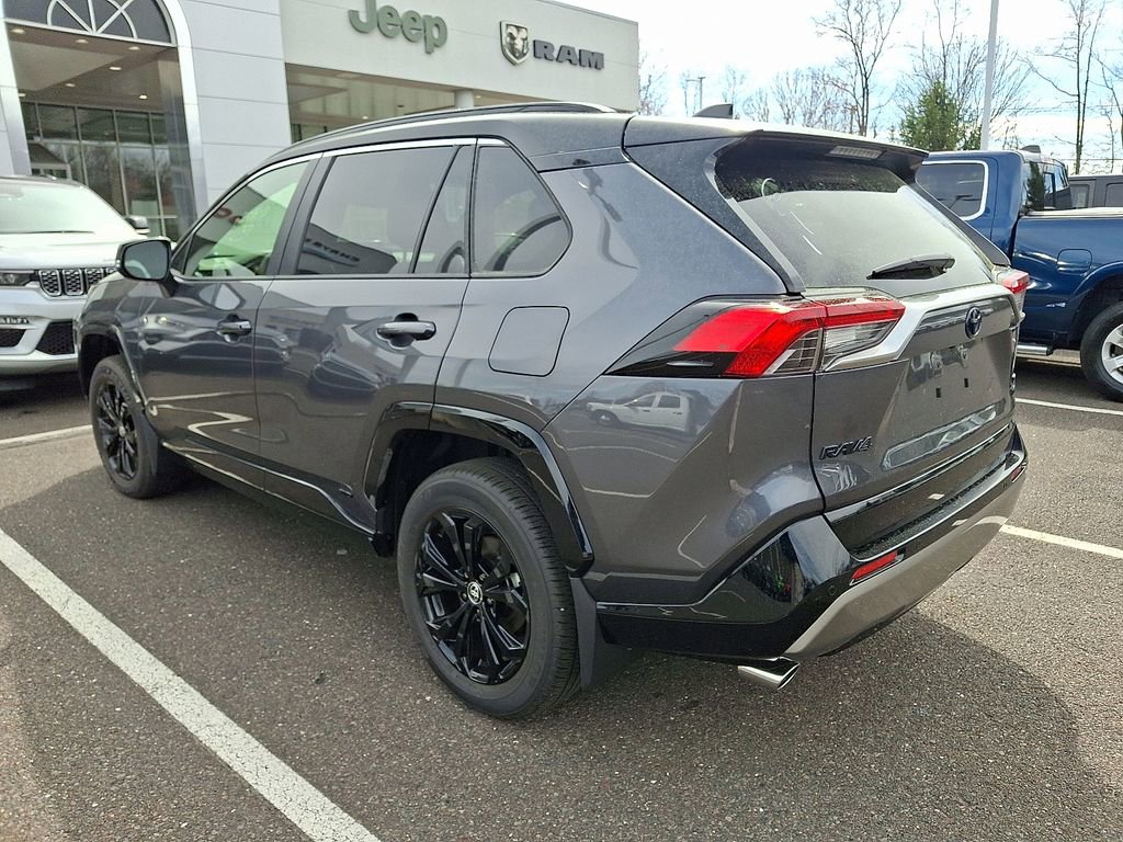 Used 2024 Toyota RAV4 XSE w/ Advanced Technology Package image 6