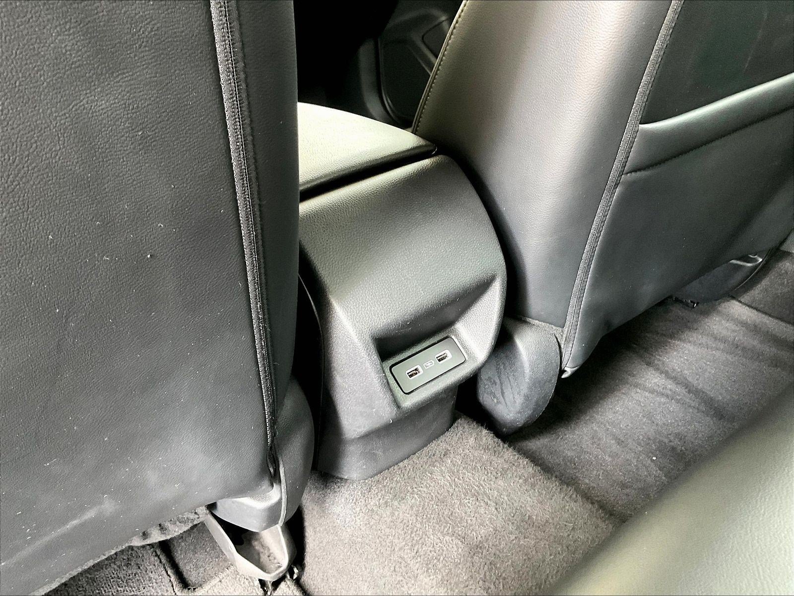 Used 2023 Honda Civic Touring image 10