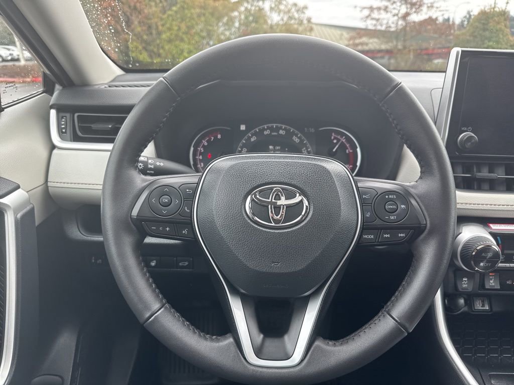 Used 2024 Toyota RAV4 XLE w/ Convenience Package image 16