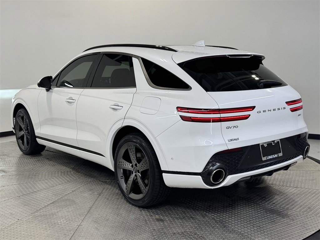 Used 2023 Genesis GV70 2.5T w/ Sport Prestige Package image 5