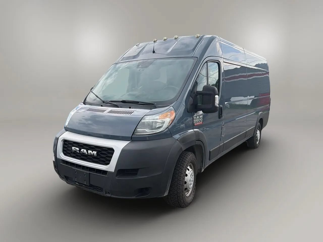Used 2021 RAM ProMaster 3500 FWD image 1