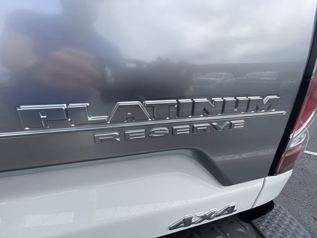 Used 2023 Nissan Titan Platinum Reserve w/ Moonroof Package AWD/4WD image 33