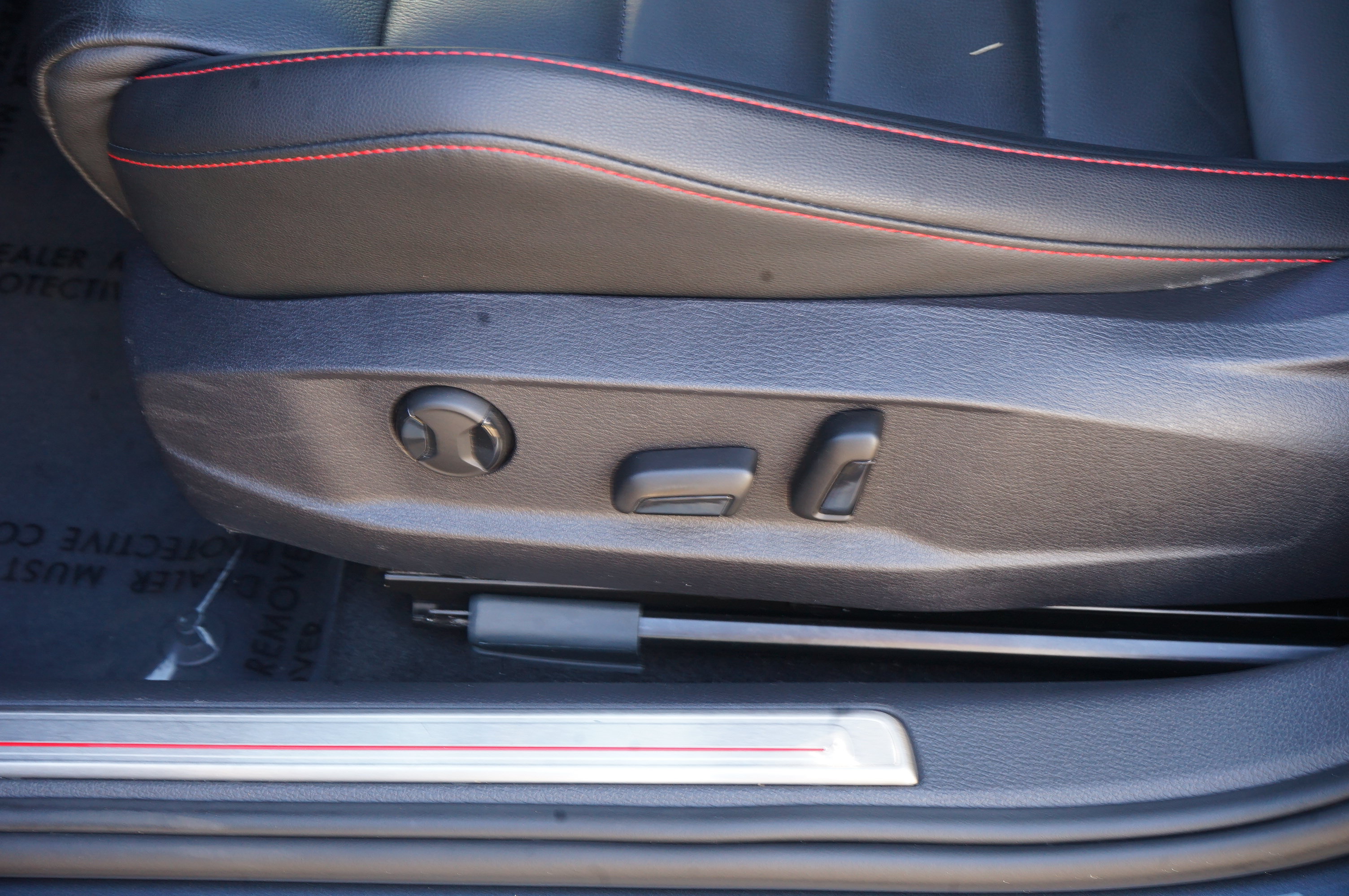 Used 2018 Volkswagen GTI Autobahn FWD image 16