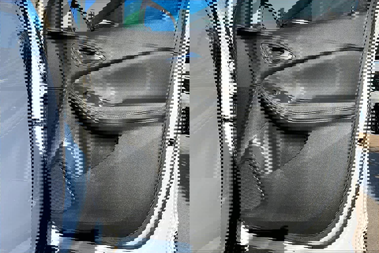 Used 2024 Buick Encore GX Sport Touring image 23