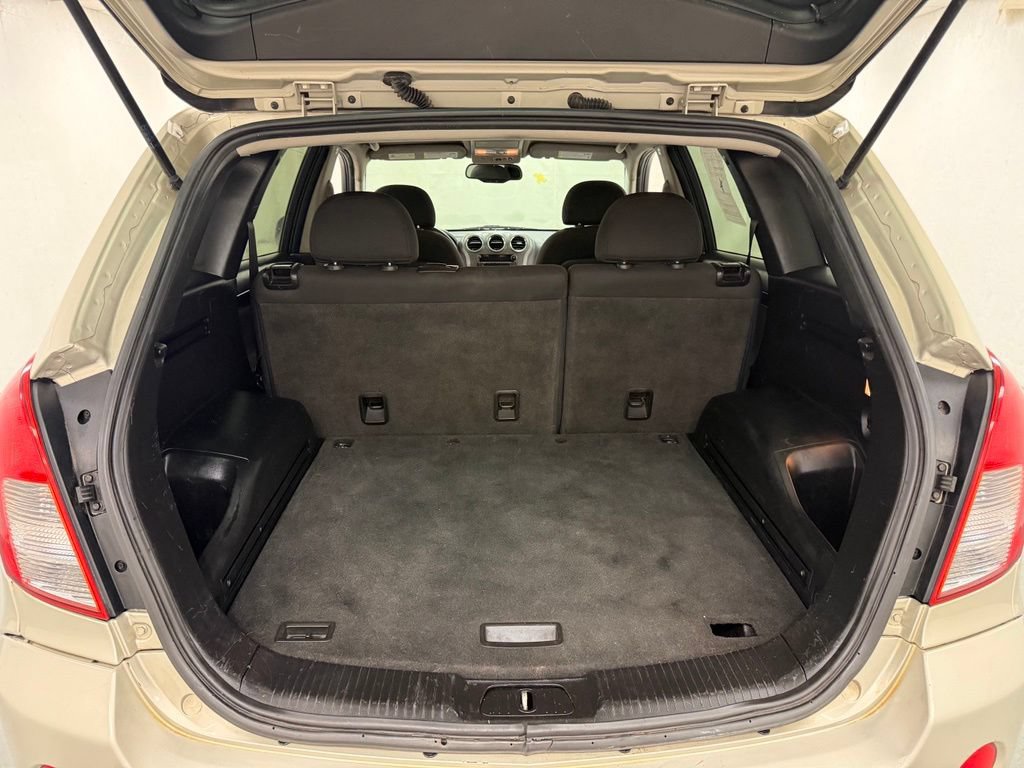 Used 2014 Chevrolet Captiva Sport LT FWD image 5