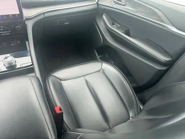 Used 2024 Jeep Grand Cherokee Limited 4xe AWD/4WD image 21